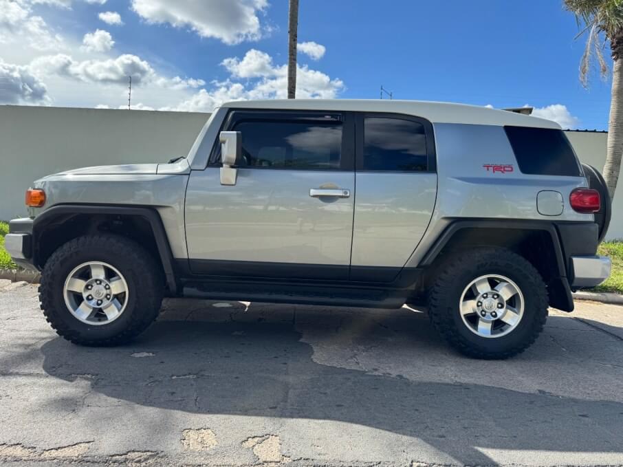 TOYOTA FJ CRUISER 2009 91.000 Kms.