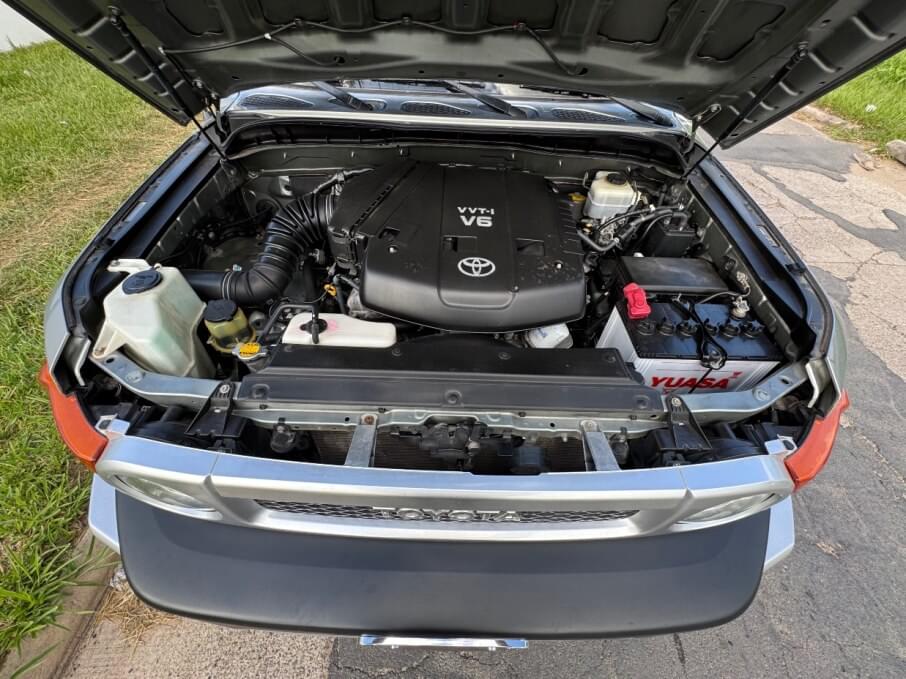 TOYOTA FJ CRUISER 2009 91.000 Kms.