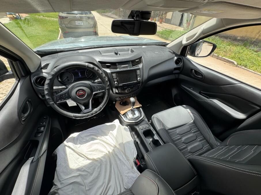 NISSAN FRONTIER 2024 7.000 Kms.