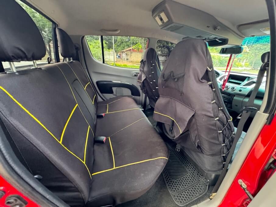 MITSUBISHI TRITON 2015 105.000 Kms.