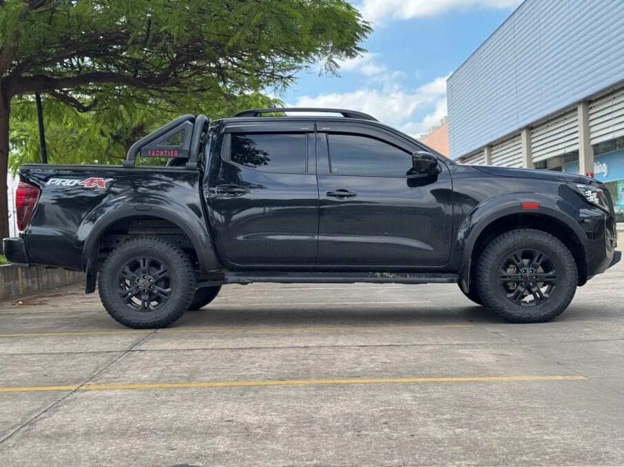 NISSAN FRONTIER 2022 44.000 Kms.