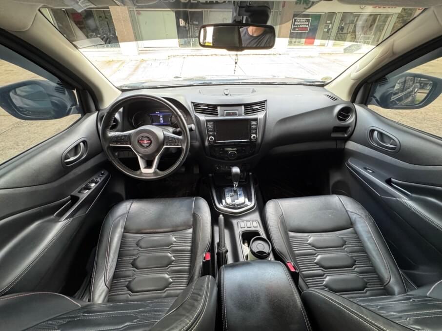 NISSAN FRONTIER 2022 44.000 Kms.