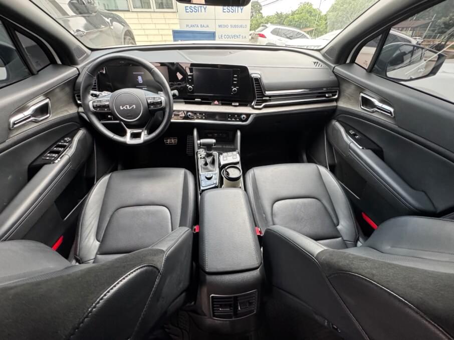 KIA SPORTAGE 2024 26.000 Kms.