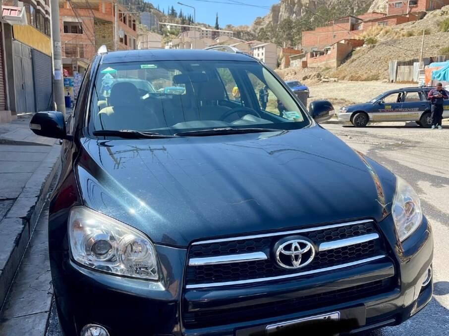 TOYOTA RAV4 2012 94.000 Kms.