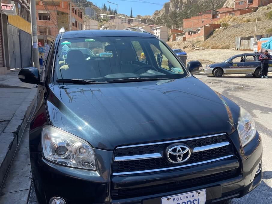 TOYOTA RAV4 2012 94.000 Kms.