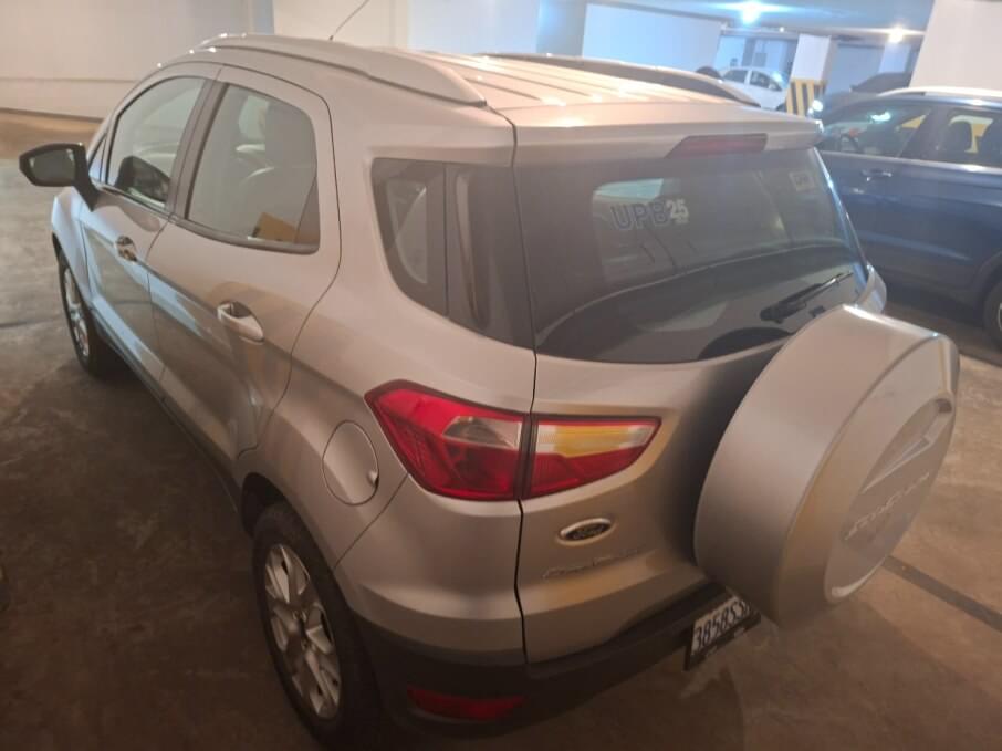 FORD ECOSPORT 2015 67.500 Kms.