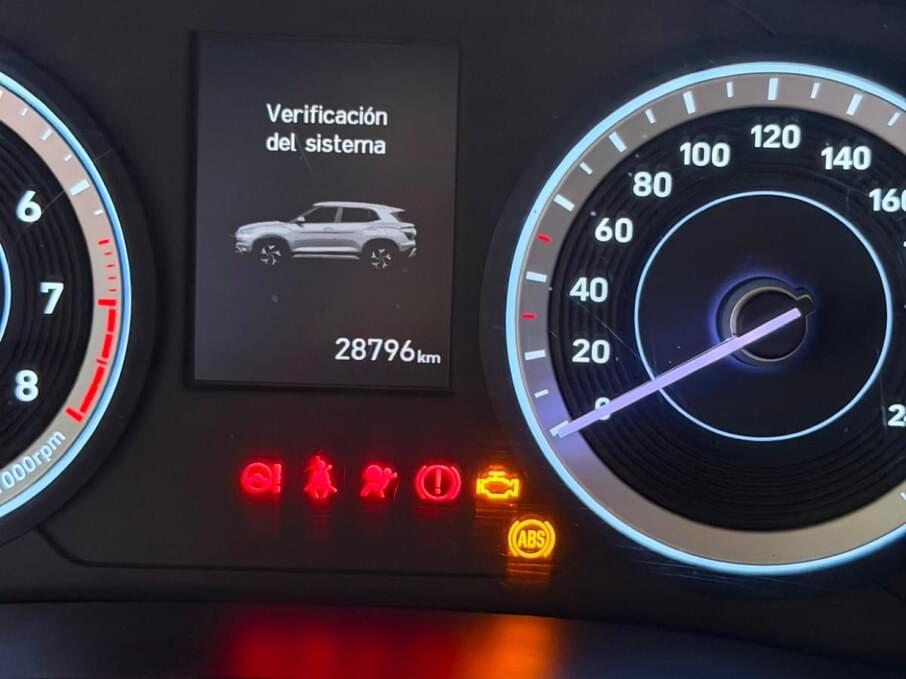 HYUNDAI CRETA 2022 28.796 Kms.