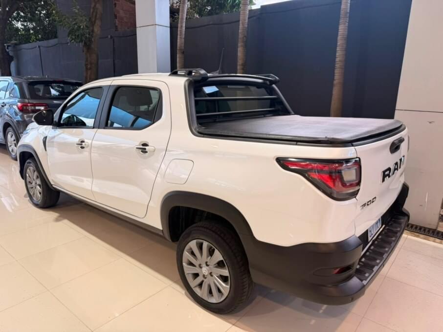 RAM 700 2023 43.357 Kms.