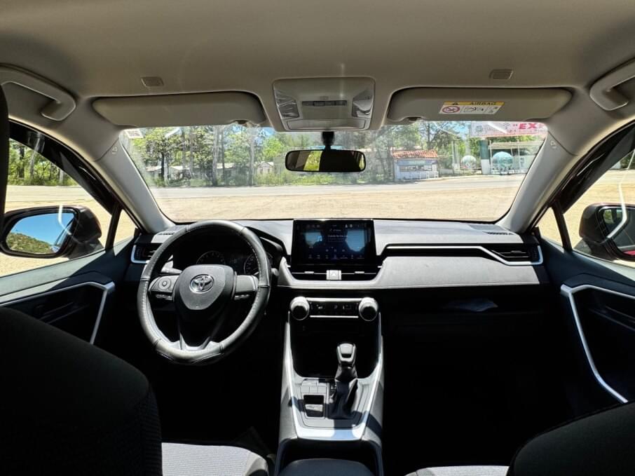 TOYOTA RAV4 2025 6.500 Kms.