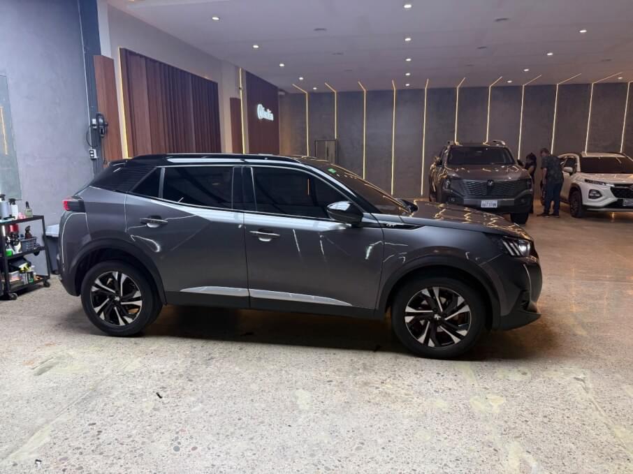PEUGEOT 2008 2023 37.000 Kms.