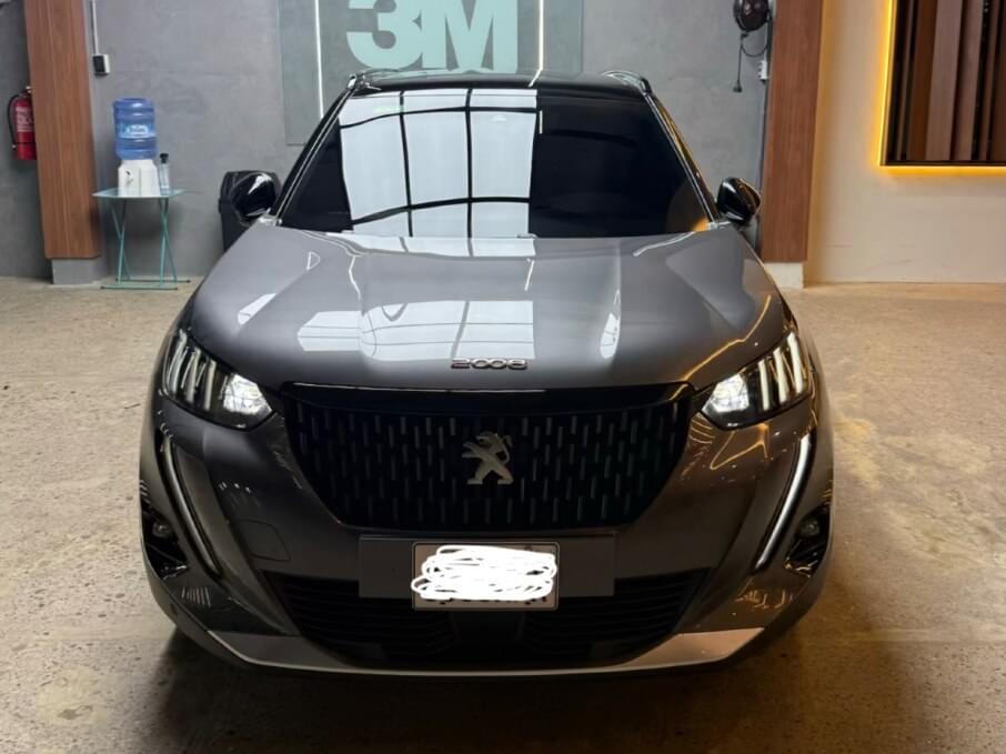 PEUGEOT 2008 2023 36.900 Kms.
