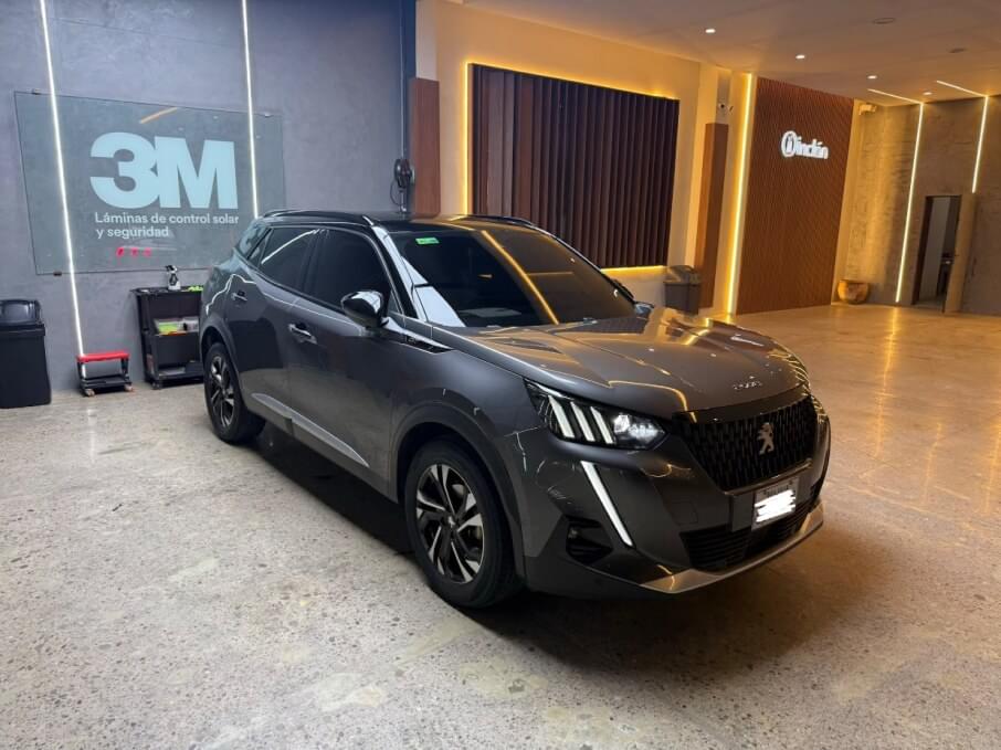PEUGEOT 2008 2023 36.900 Kms.