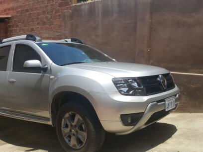 RENAULT OROCH 2017 100.000 Kms.