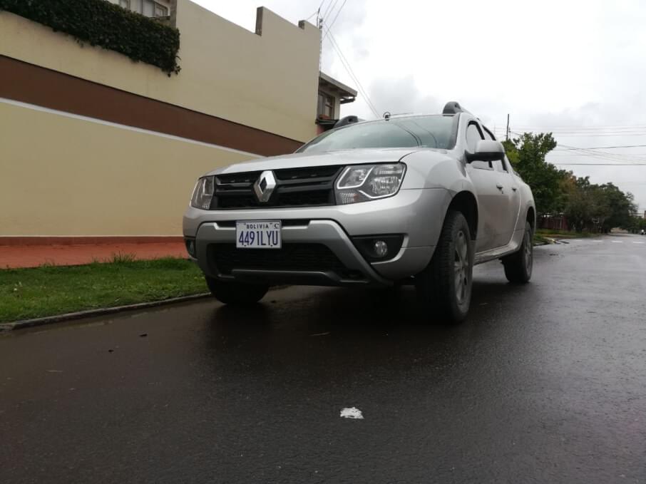 RENAULT OROCH 2017 100.000 Kms.