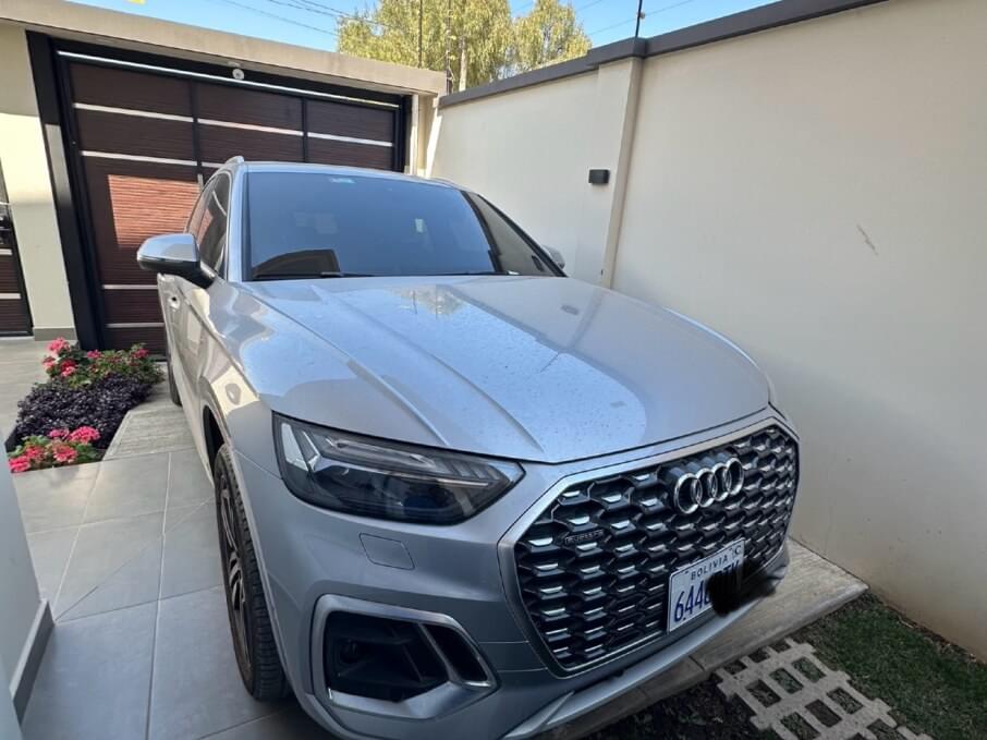 AUDI Q5 2024 4.400 Kms.