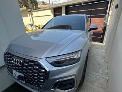 AUDI Q5 2024 4.400 Kms.