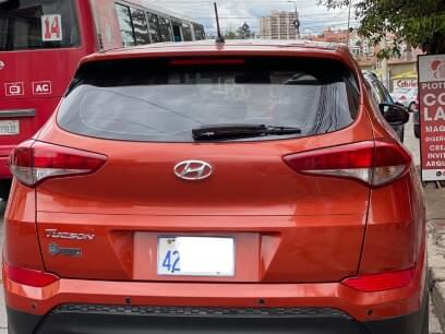 HYUNDAI TUCSON 2016 75.100 Kms.