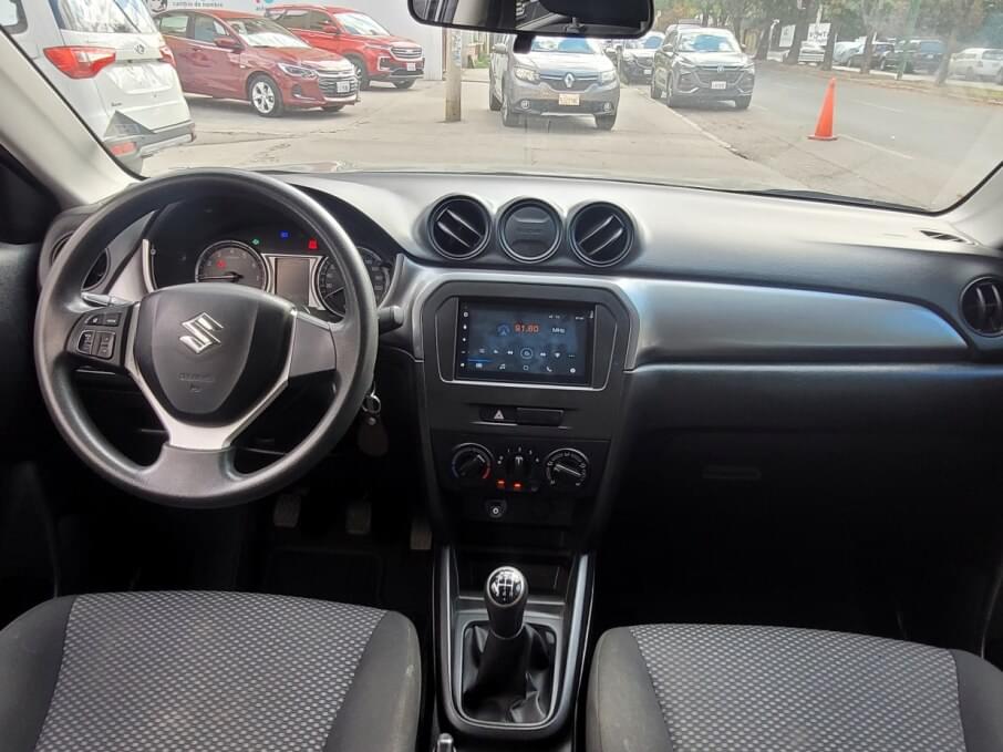 SUZUKI VITARA 2023 38.000 Kms.