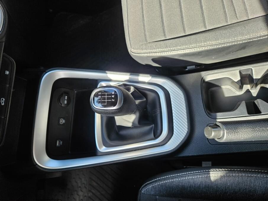 KIA SONET 2025 4.700 Kms.