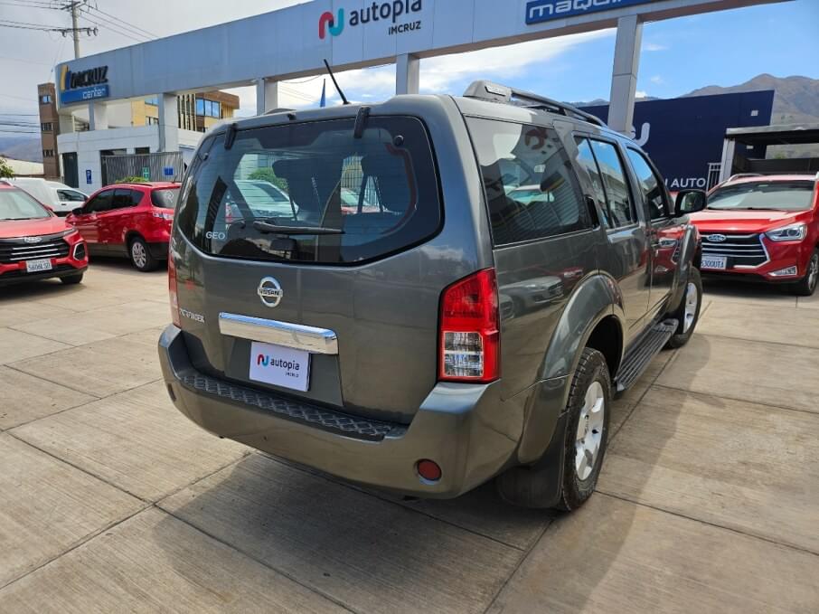 NISSAN PATHFINDER 2006 115.500 Kms.