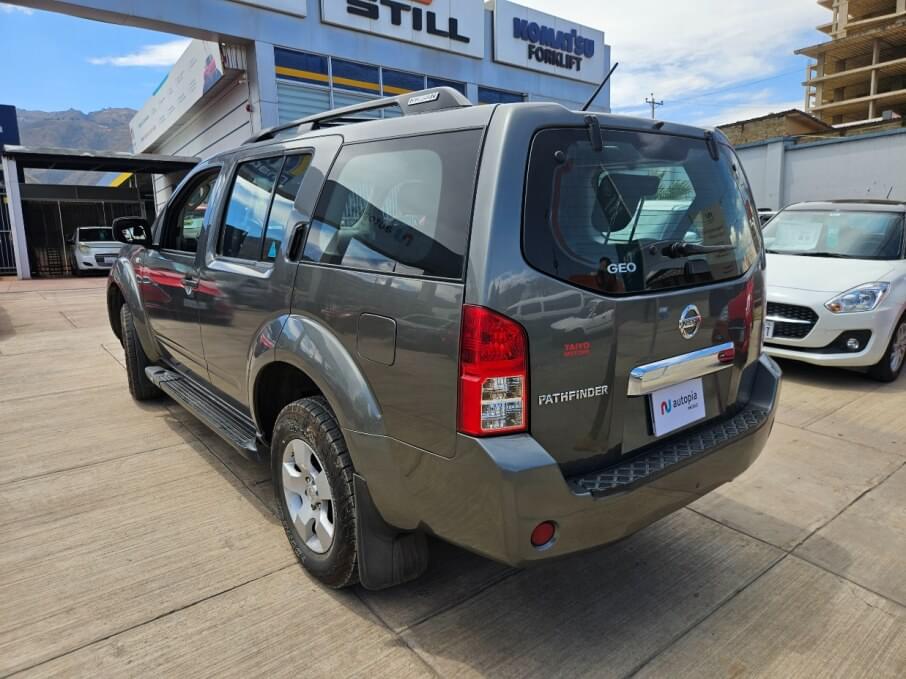 NISSAN PATHFINDER 2006 115.500 Kms.