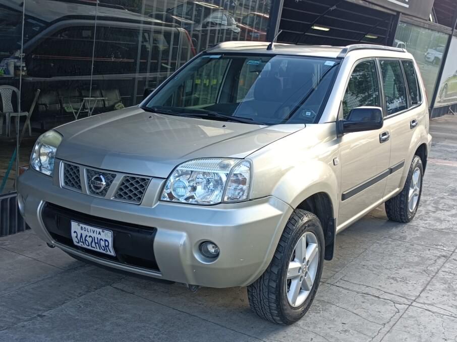NISSAN X-TRAIL 2014 85.000 Kms.
