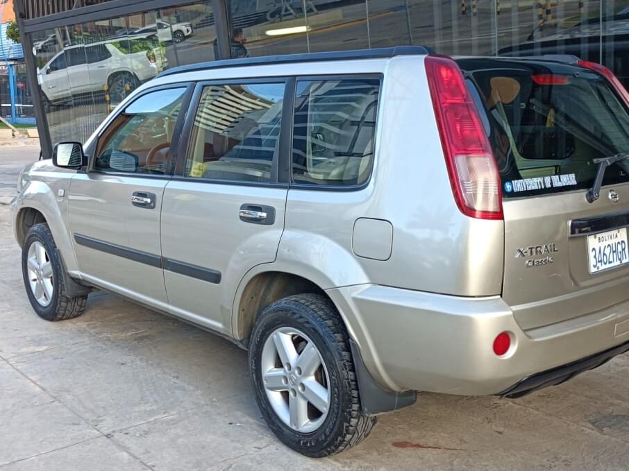 NISSAN X-TRAIL 2014 85.000 Kms.