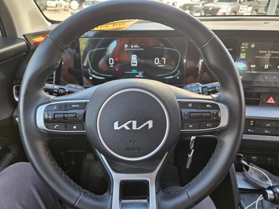 KIA SPORTAGE 2023 10.300 Kms.