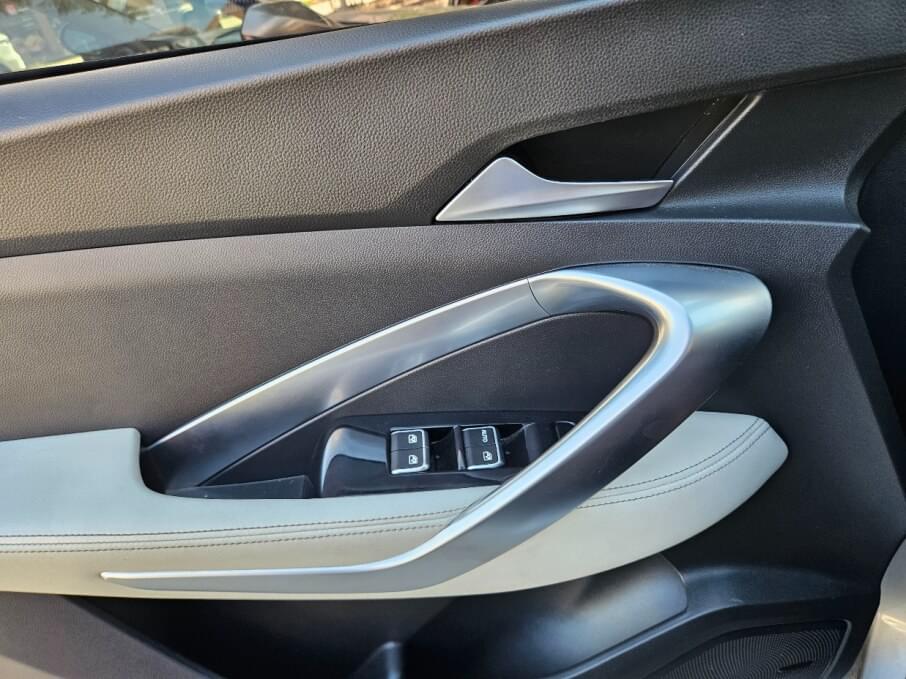 CHEVROLET CAPTIVA 2021 42.300 Kms.