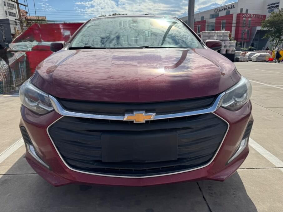 CHEVROLET ONIX 2023 35.000 Kms.