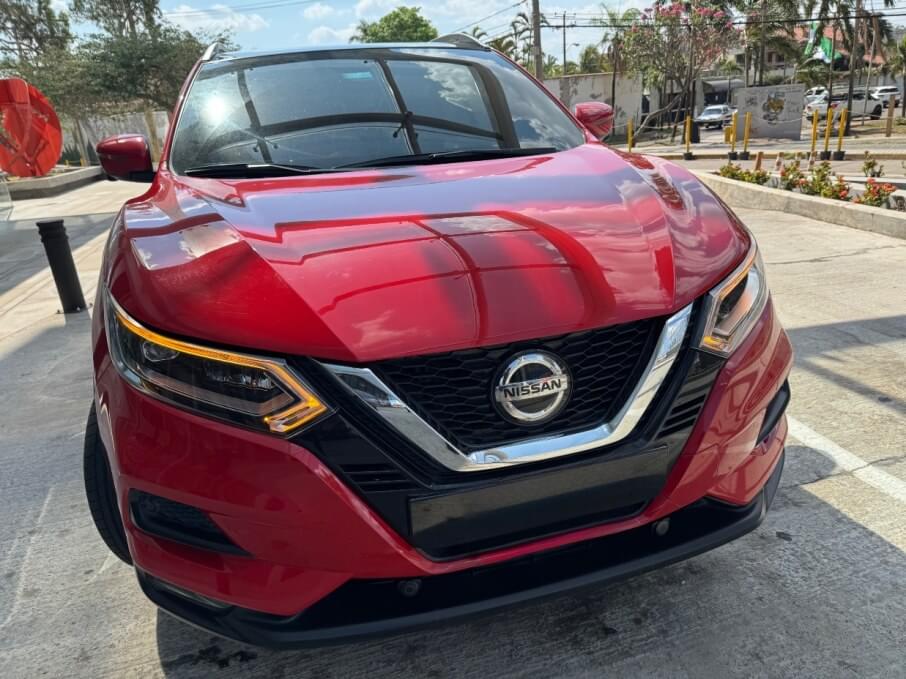 NISSAN NEW QASHQAI 2022 33.000 Kms.