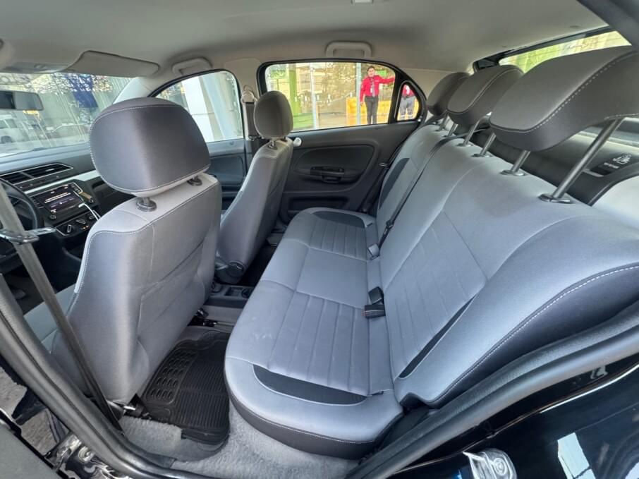 VOLKSWAGEN GOL 2023 37.000 Kms.