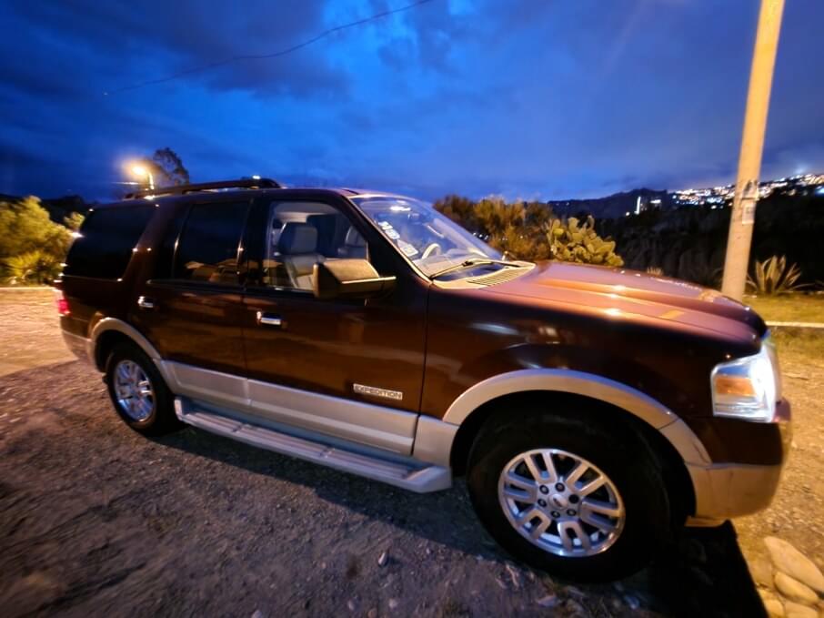 FORD EXPEDITION 2010 96.700 Kms.