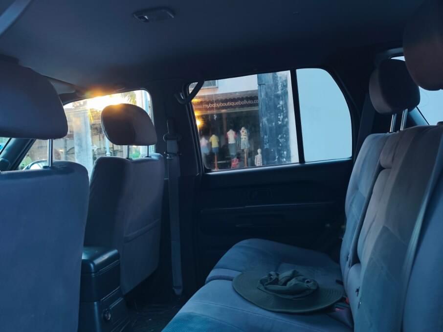 NISSAN PATHFINDER 2000 223.000 Kms.