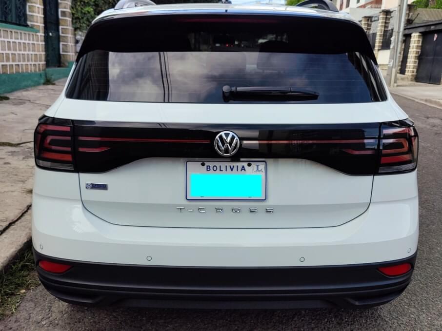 VOLKSWAGEN T-CROSS 2021 11.000 Kms.