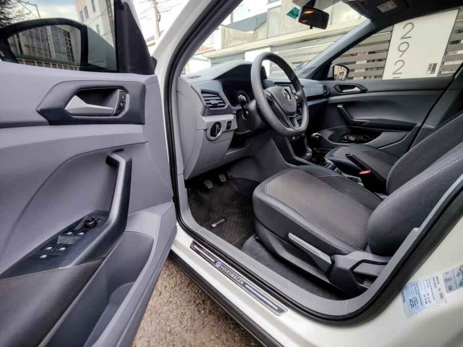 VOLKSWAGEN T-CROSS 2021 11.000 Kms.