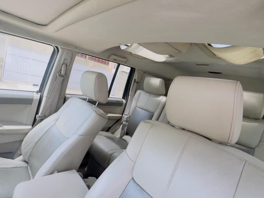 JEEP COMMANDER 2006 200.000 Kms.