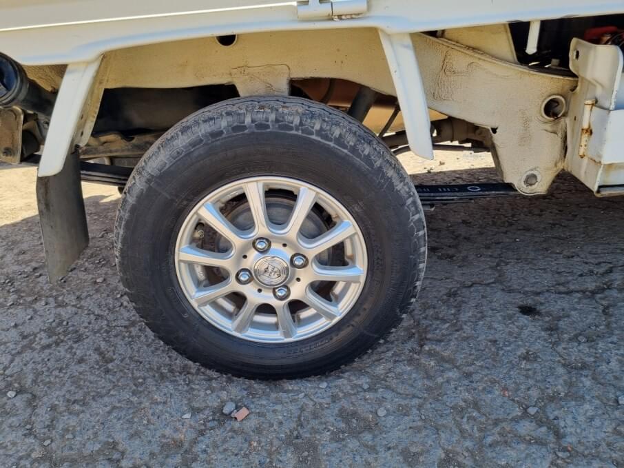 TOYOTA CAMRY 2013 9.999 Kms.