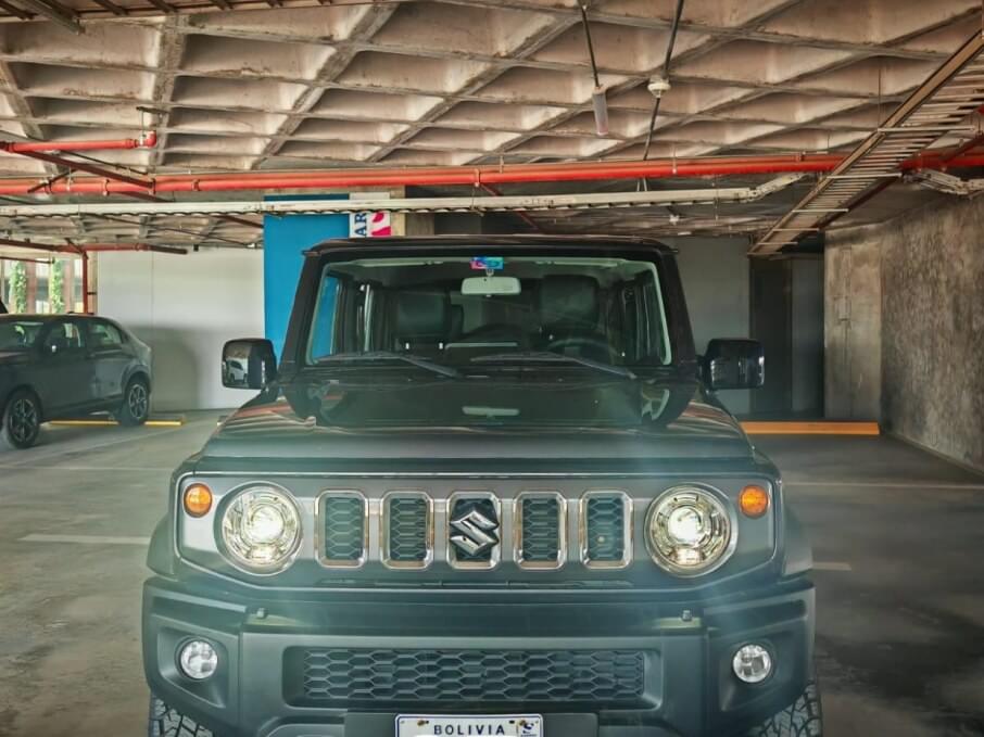 SUZUKI JIMNY 2025 9.800 Kms.