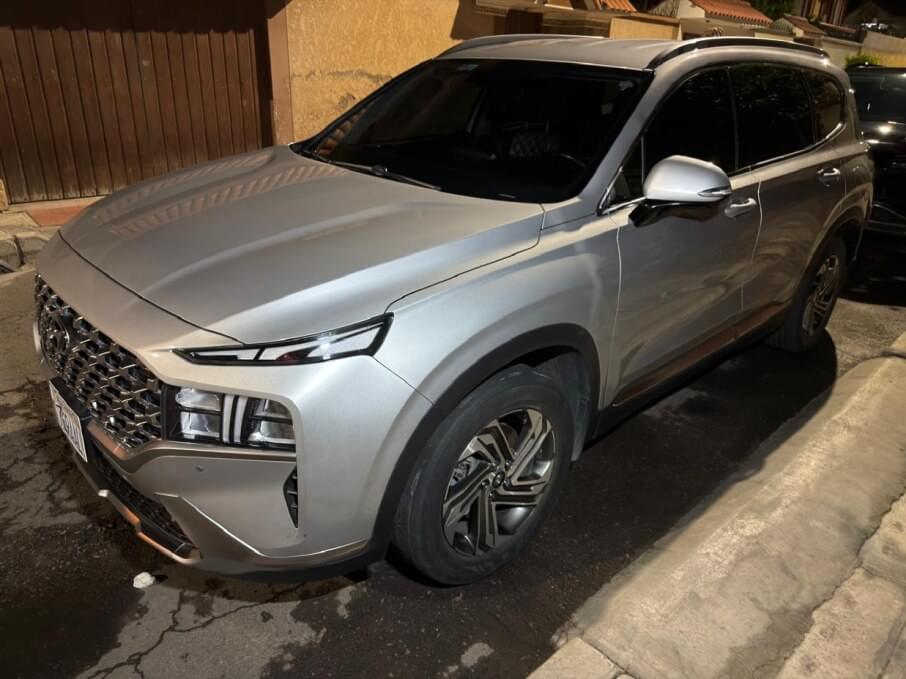 HYUNDAI SANTA FE 2023 42.000 Kms.