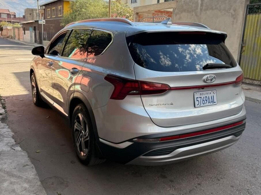 HYUNDAI SANTA FE 2023 42.000 Kms.
