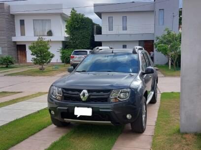 RENAULT DUSTER 2017 62.500 Kms.