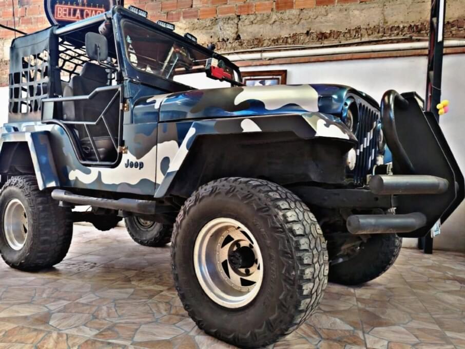 JEEP WRANGLER 1980 1.000 Kms.