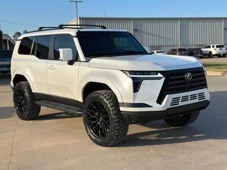 LEXUS GX470 2024 5.671 Kms.