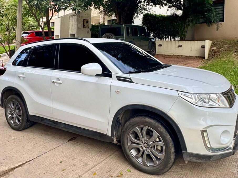 SUZUKI VITARA 2023 65.000 Kms.