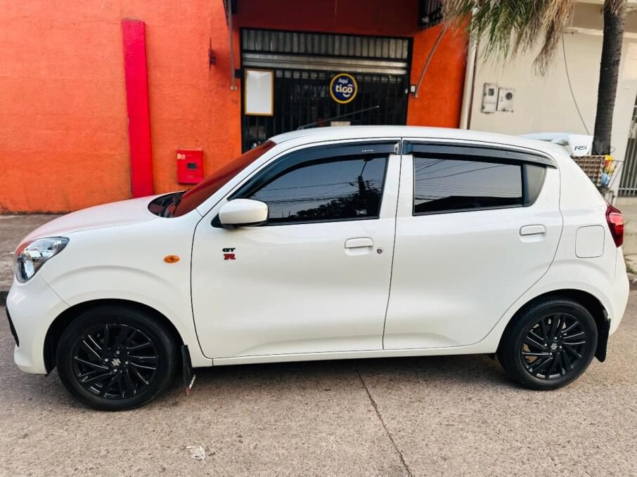 SUZUKI CELERIO 2024 25.600 Kms.