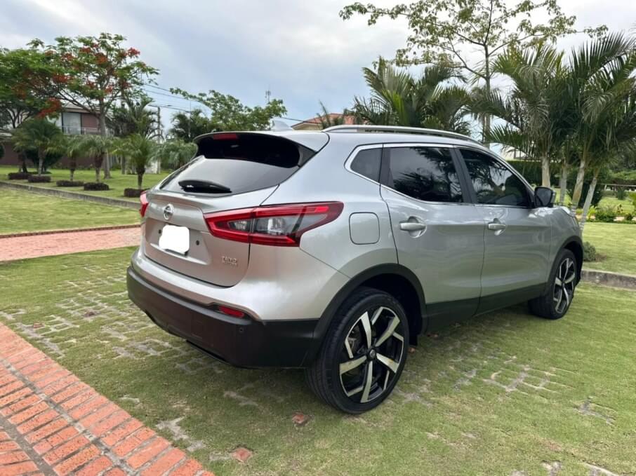 NISSAN QASHQAI 2020 64.000 Kms.
