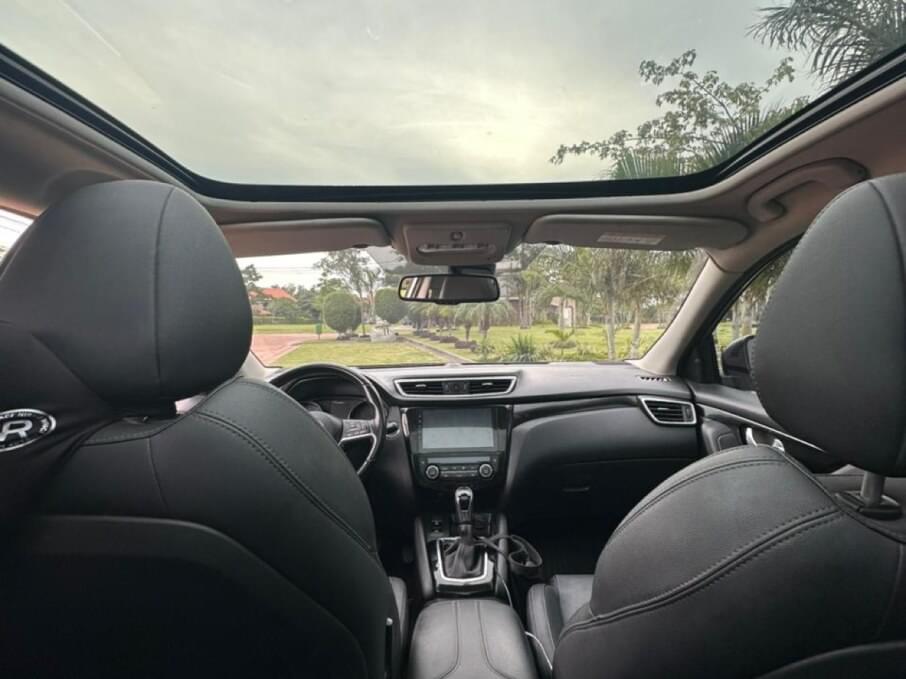 NISSAN QASHQAI 2020 64.000 Kms.