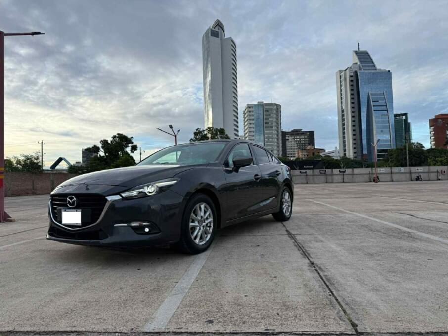 MAZDA MAZDA3 2019 42.000 Kms.
