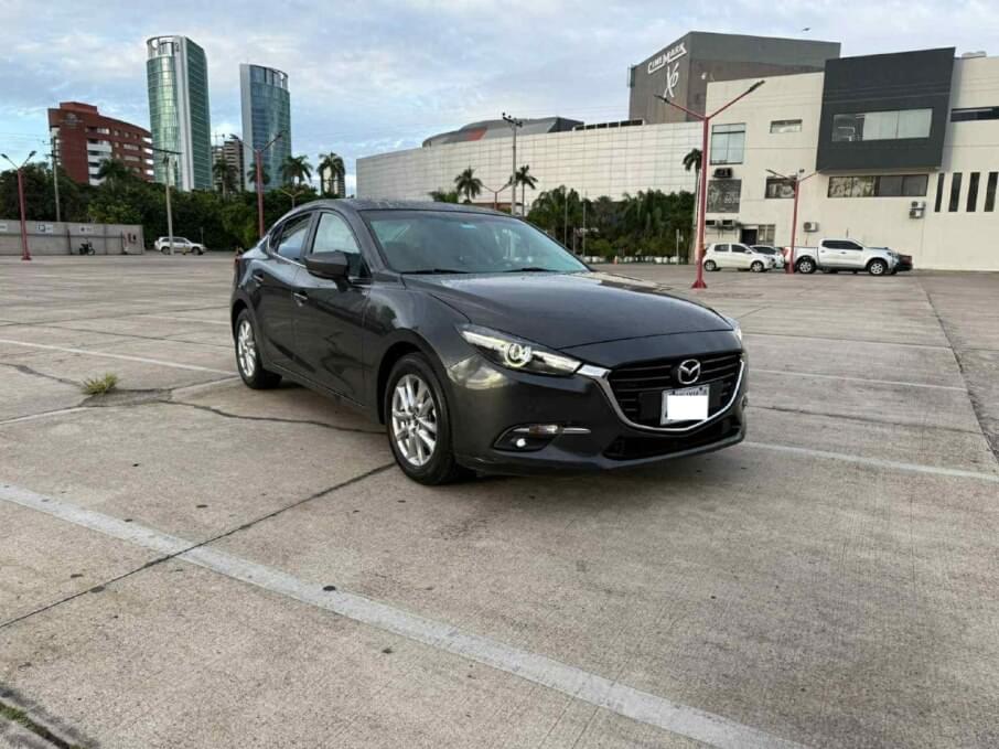 MAZDA MAZDA3 2019 42.000 Kms.